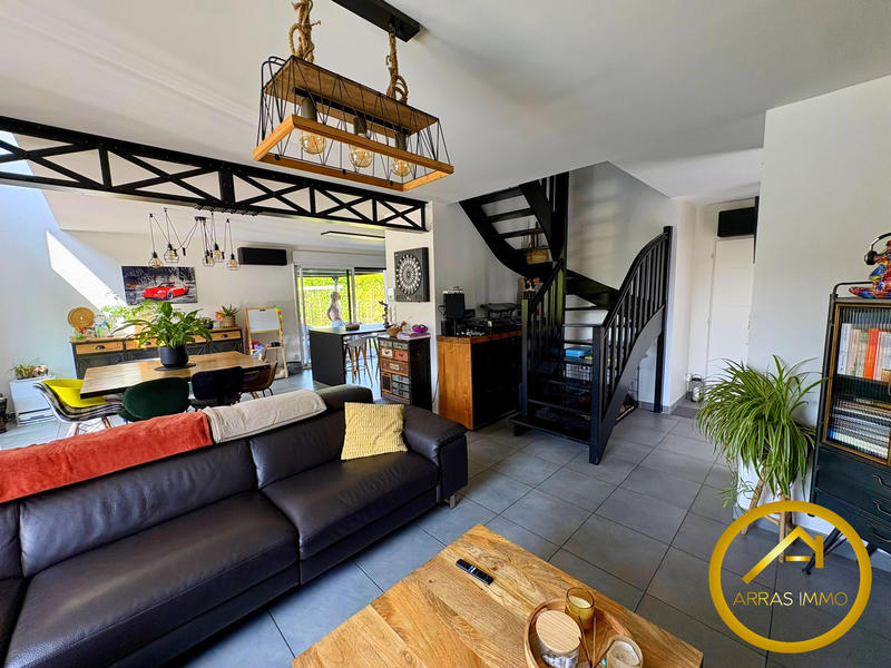 Maison - 112 m² - 7 pièces