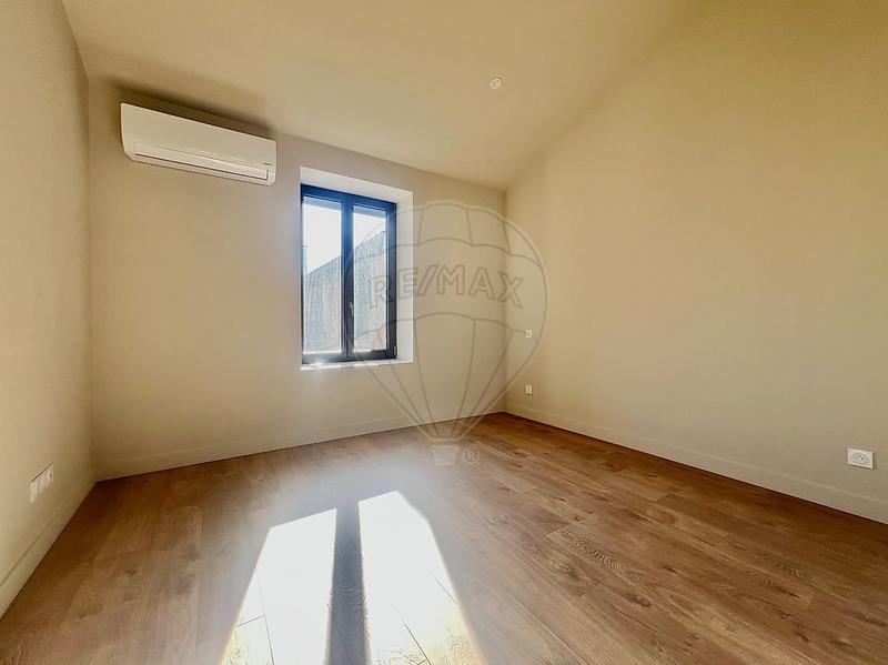 Maison - 180 m² - 6 pièces