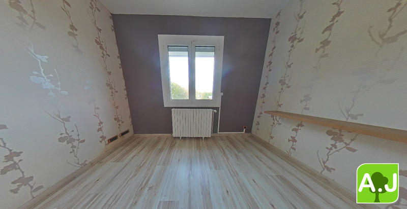 Maison traditionnelle - 125 m² - 6 pièces