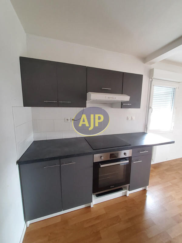 Appartement - 60 m² - 3 pièces