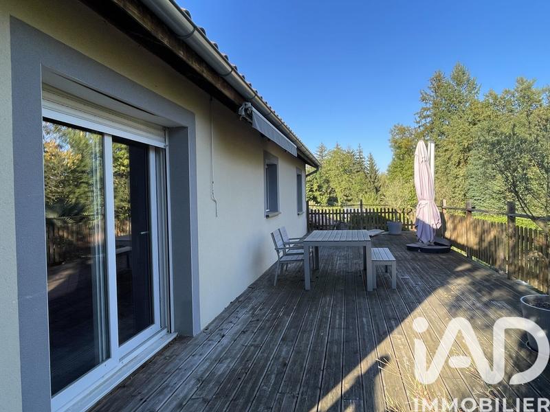 Maison - 200 m² - 7 pièces