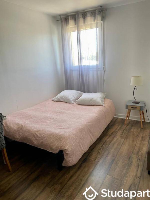 Chambre - 15 m² - 1 pièce