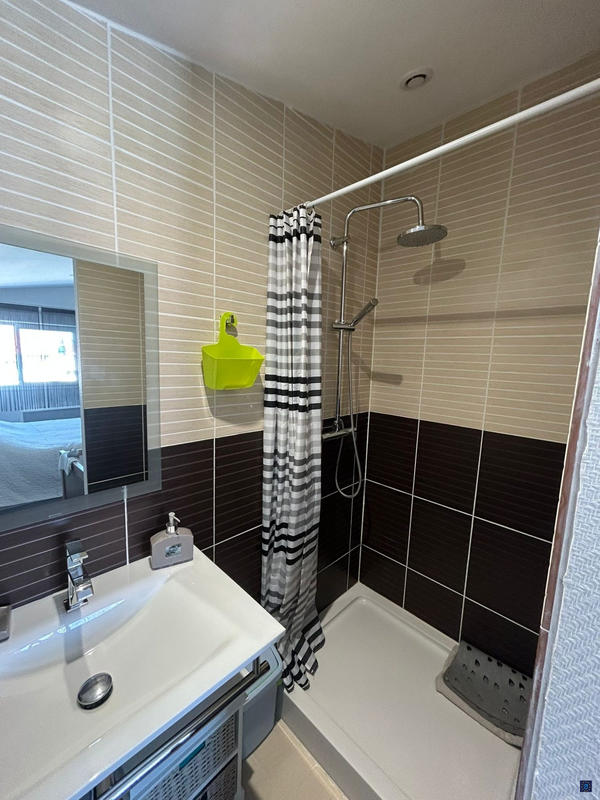 Maison - 180 m² - 5 pièces