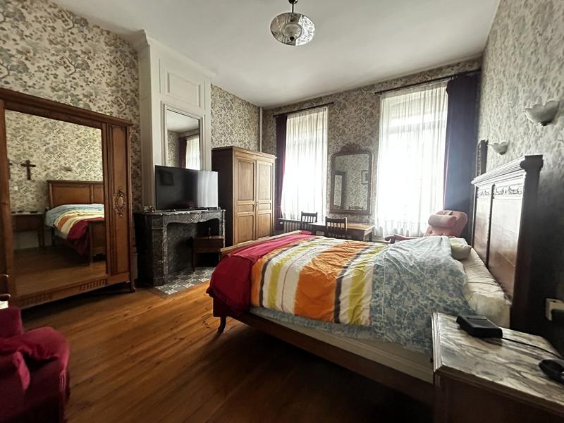 Maison bourgeoise - 230 m² - 10 pièces