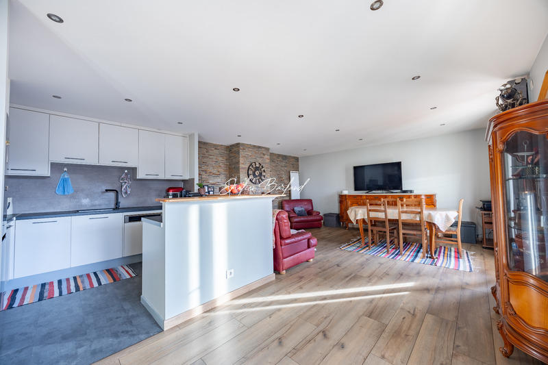 Appartement - 94 m² - 3 pièces