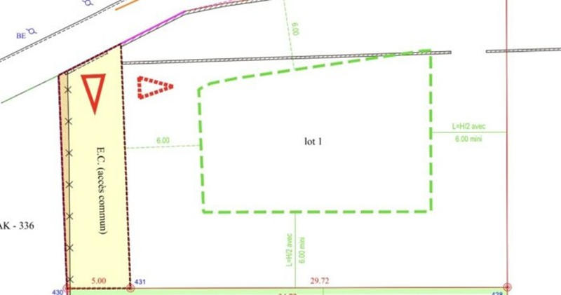 Terrain constructible - 700 m²