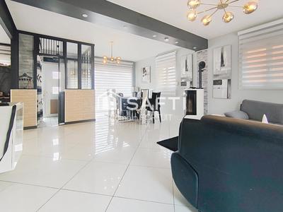 Maison - 120 m² - 4 pièces