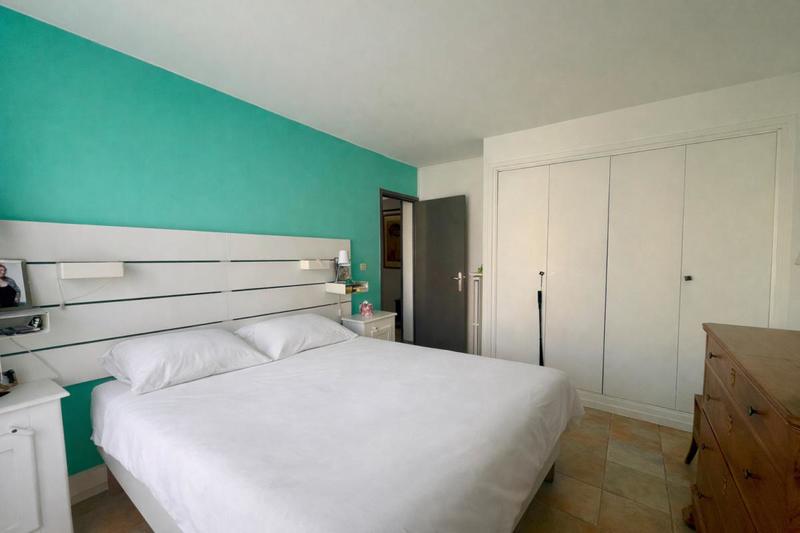 Appartement - 95 m² - 4 pièces