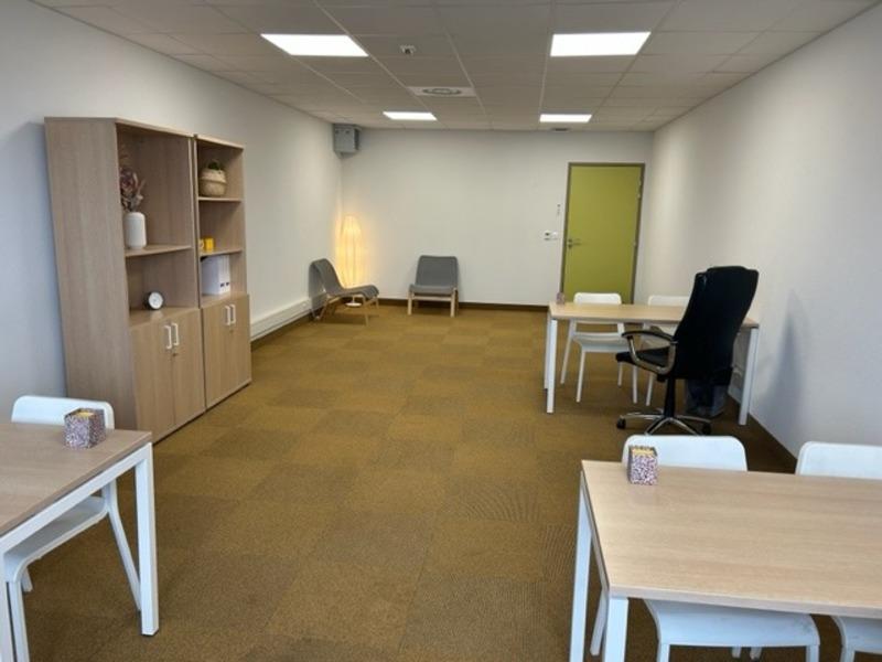 Bureau - 53 m² - 1 pièce