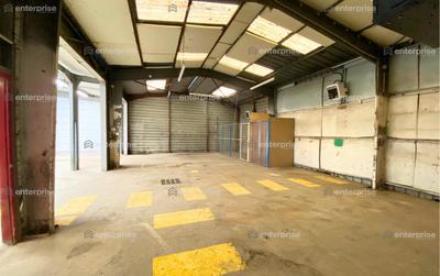 Local d'activité / Entrepôt - 285 m²