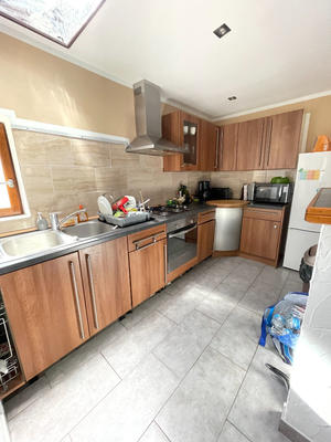 Appartement - 80 m² - 4 pièces