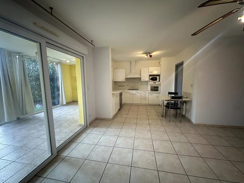 Appartement - 90 m² - 3 pièces