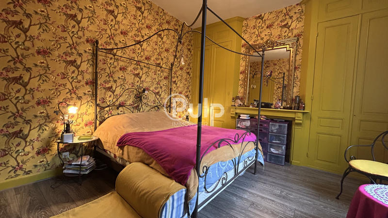 Maison bourgeoise - 358 m² - 11 pièces