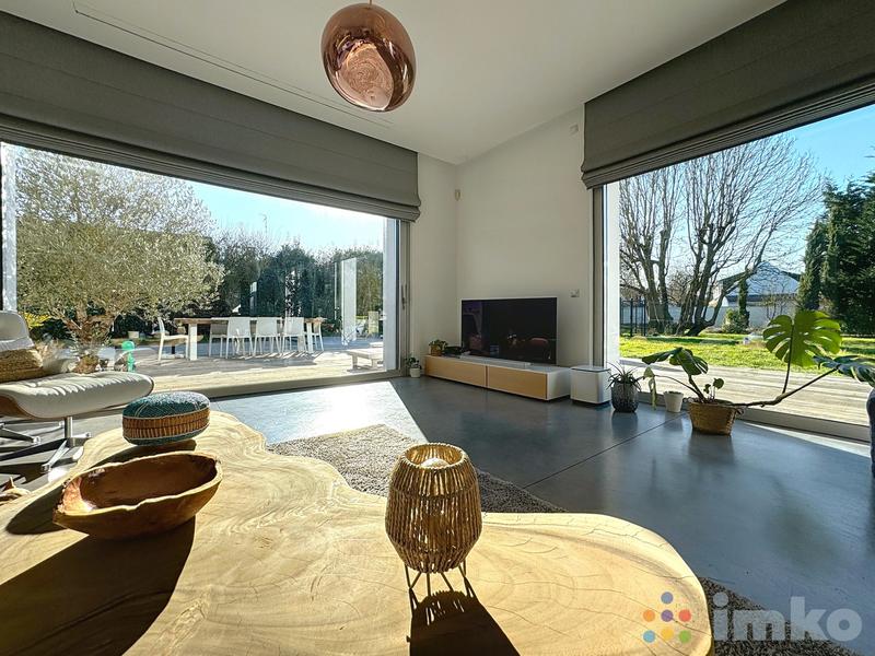 Maison - 183 m² - 5 pièces
