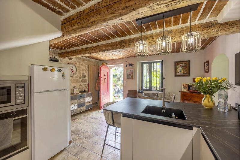 Maison - 160 m² - 6 pièces