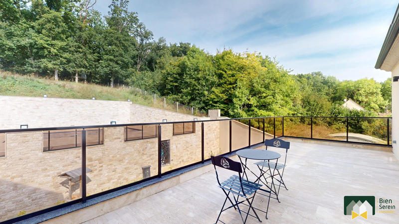 Villa - 315 m² - 8 pièces