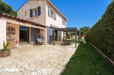 Maison - 171 m² - 6 pièces