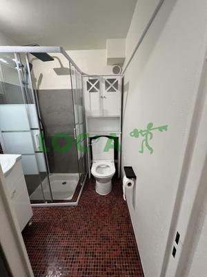 Studio - 15 m² - 1 pièce