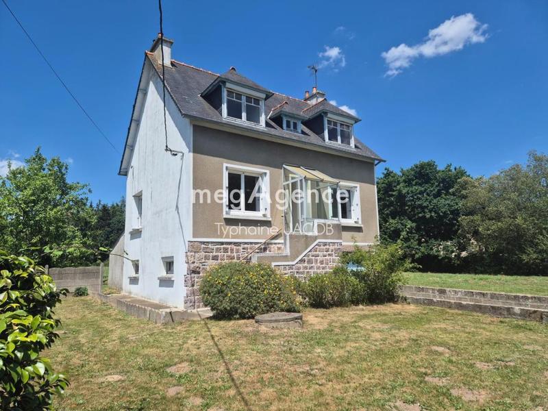 Maison - 90 m² - 5 pièces