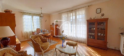 Maison - 120 m² - 10 pièces