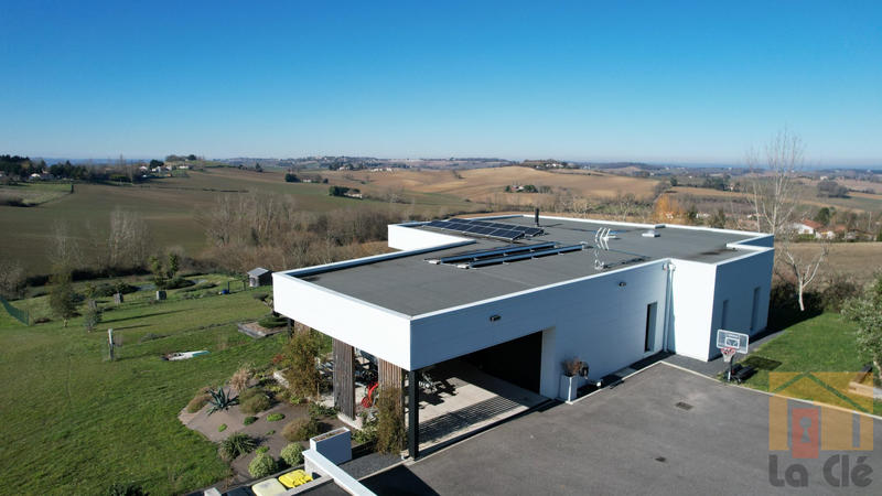 Maison contemporaine - 163 m² - 5 pièces