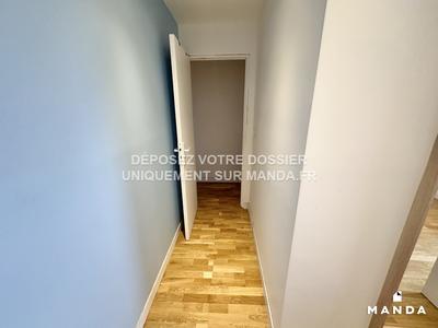 Chambre - 10 m² - 5 pièces