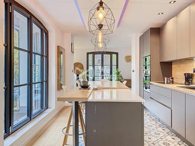 Maison - 150 m² - 6 pièces