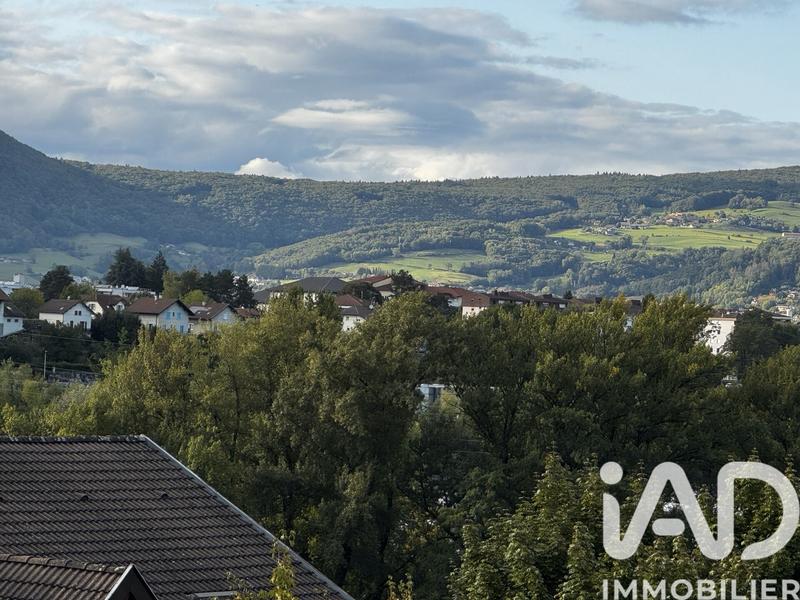 Appartement - 89 m² - 4 pièces