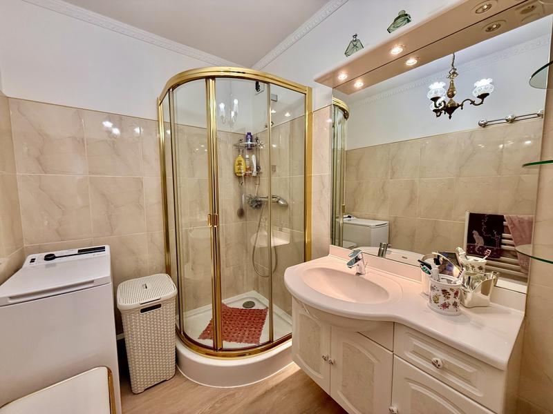 Appartement - 91 m² - 4 pièces