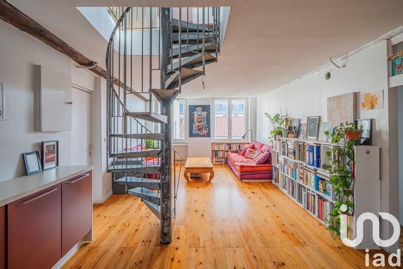 Duplex - 89 m² - 4 pièces