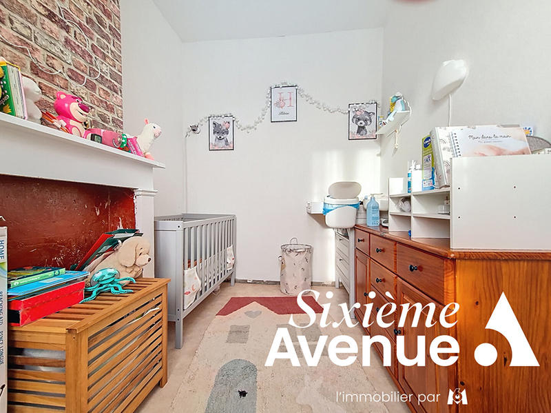 Maison - 99 m² - 4 pièces