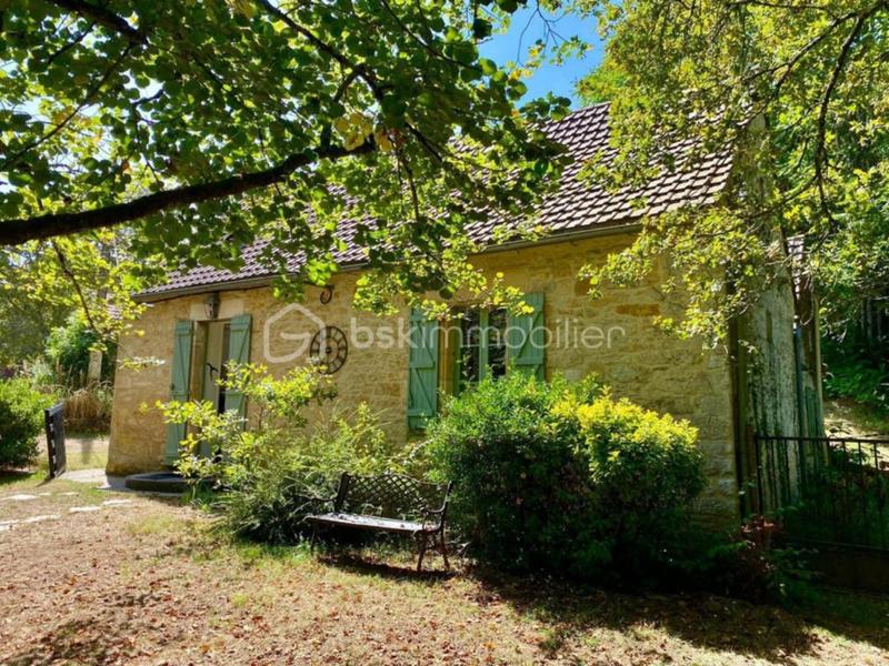 Maison en pierre - 151 m² - 7 pièces