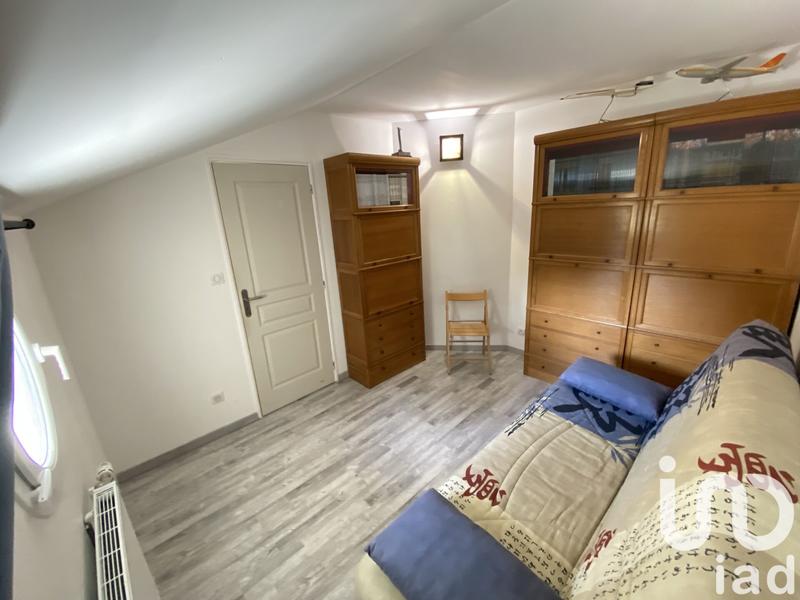 Maison - 215 m² - 8 pièces