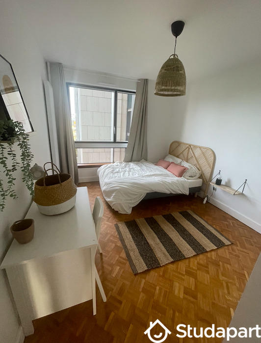 Chambre - 14 m² - 1 pièce