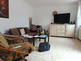 Maison - 200 m² - 9 pièces