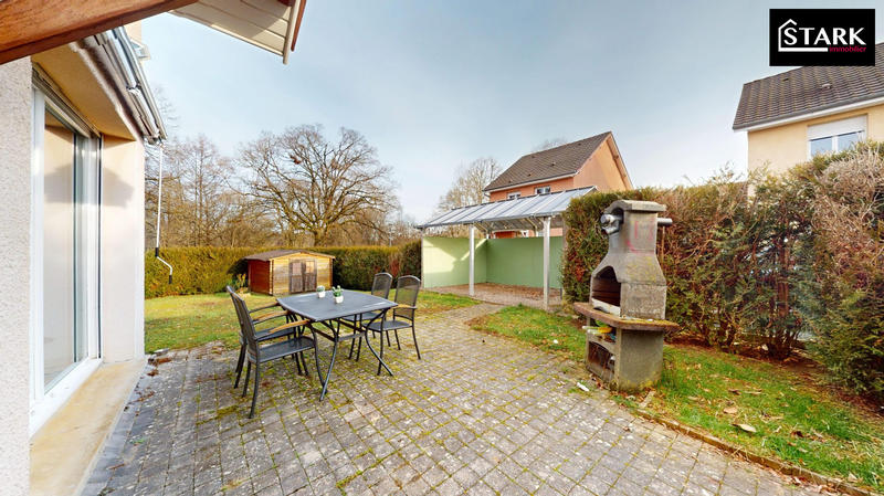 Maison - 100 m² - 5 pièces