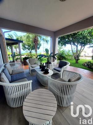 Maison - 180 m² - 4 pièces