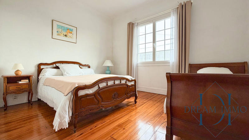 Maison - 179 m² - 4 pièces