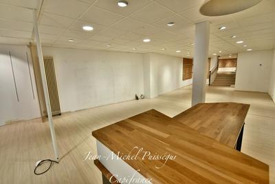 Local commercial - 170 m² - 3 pièces