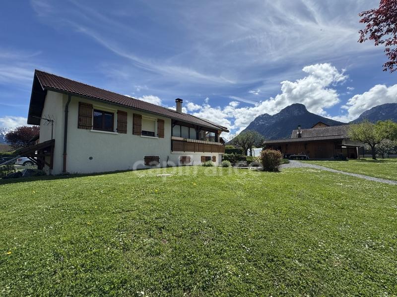 Maison - 182 m² - 7 pièces