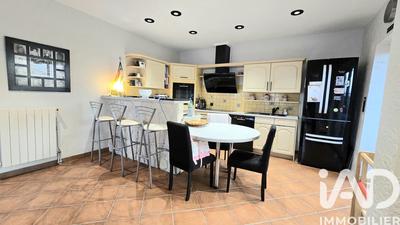 Maison de village - 217 m² - 7 pièces