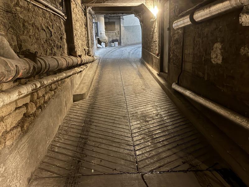 Parking / Garage - 14 m²