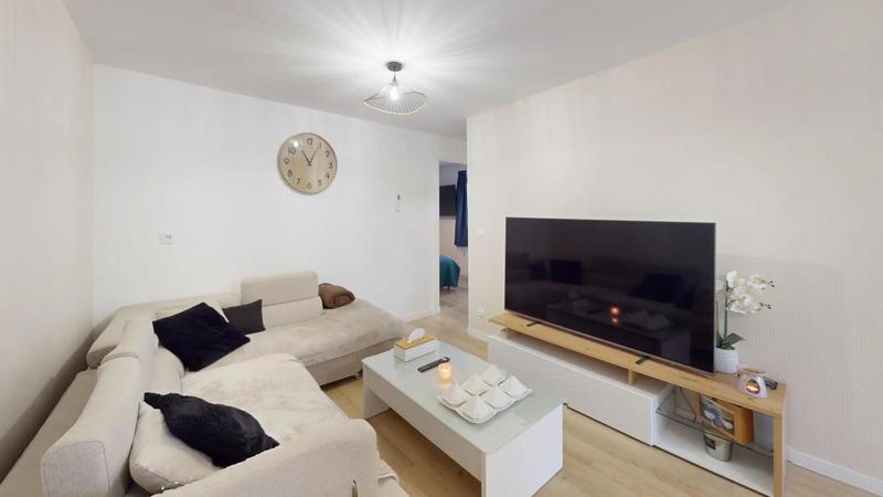 Propriété - 132 m² - 6 pièces