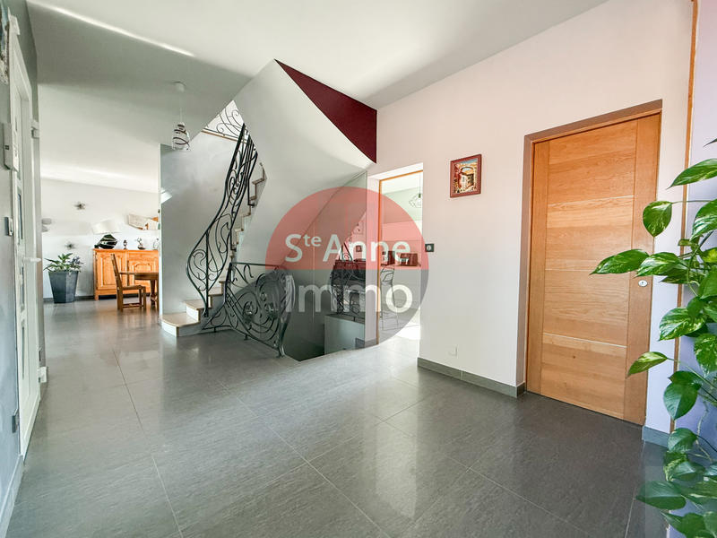 Maison - 160 m² - 6 pièces