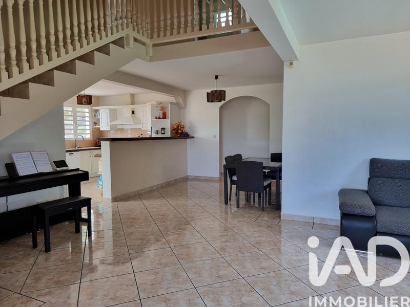 Maison - 125 m² - 5 pièces