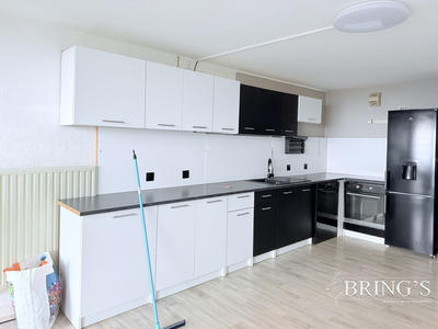 Appartement - 70 m² - 3 pièces