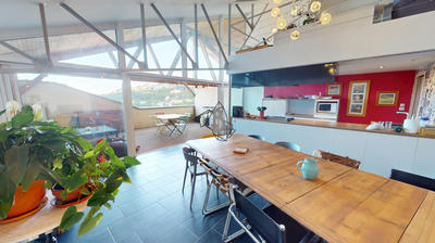 Duplex - 164 m² - 5 pièces