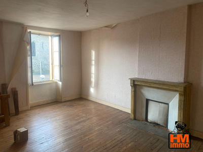 Maison - 300 m² - 15 pièces