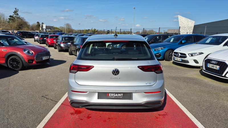 Volkswagen Golf 1.0 Etsi Opf 110 Dsg7 Life Business