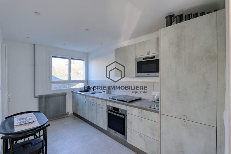 Maison - 128 m² - 7 pièces